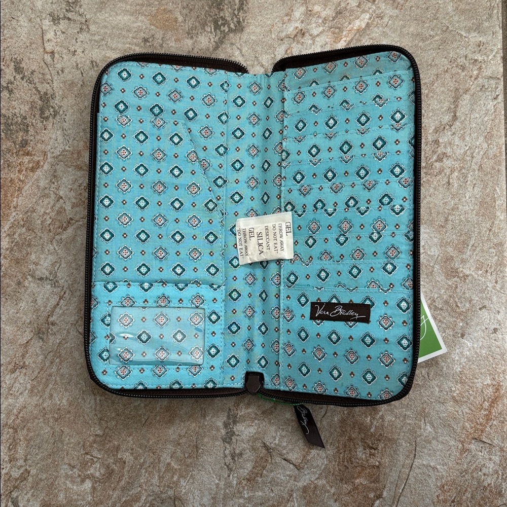 Vera Bradley Retired Travel Organizer Wallet in Java Blue Pattern - Picture 2 of 4